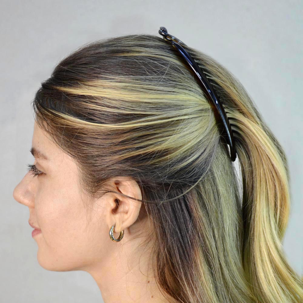 Amber Banana Clip