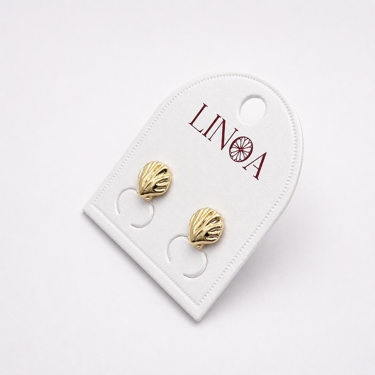Golden seashell Studs
